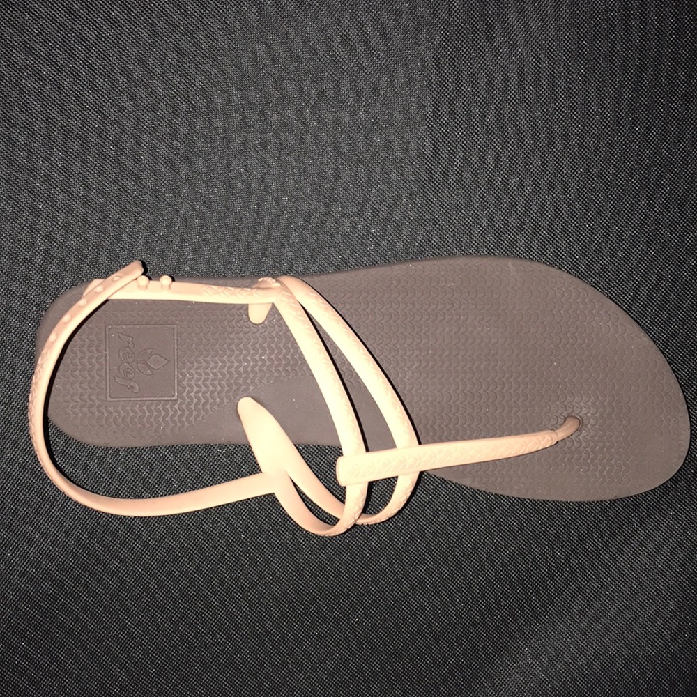 Flip flops and waterproof for water activity